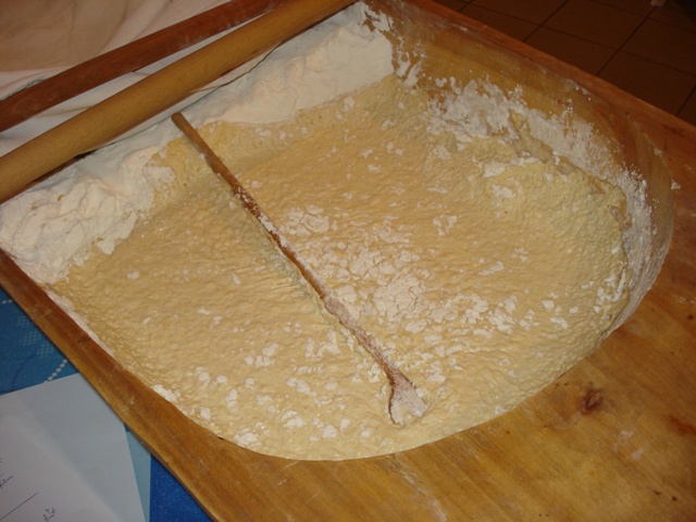 kalács sütés,fafaragás